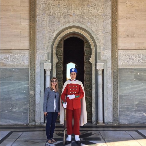 Meet your Posher, Angela @purtylilthangs - Picture 8 of 8